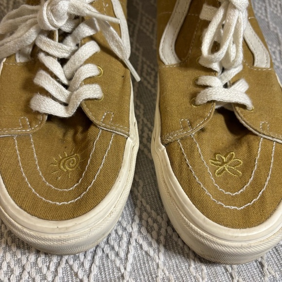 Vans Peace And Leaf Limited Edition Sneakers Unisex Womens 11, Men’s 9.5. Gold - Picture 11 of 12